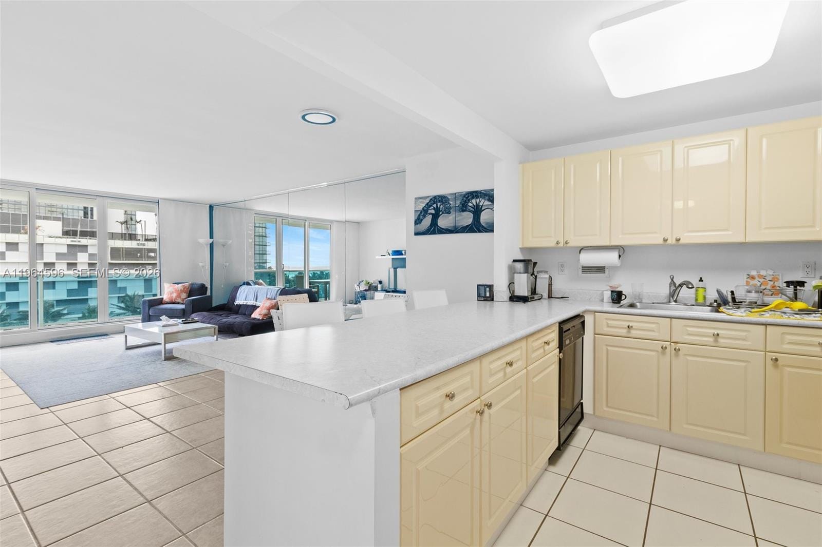 2301 Collins Avenue 504 — photo 10