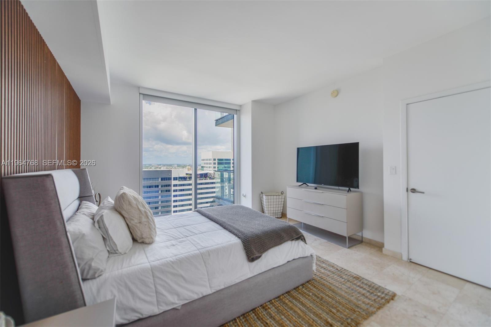 88 SW 7th Street 2204, Miami, FL 33130 photo 22