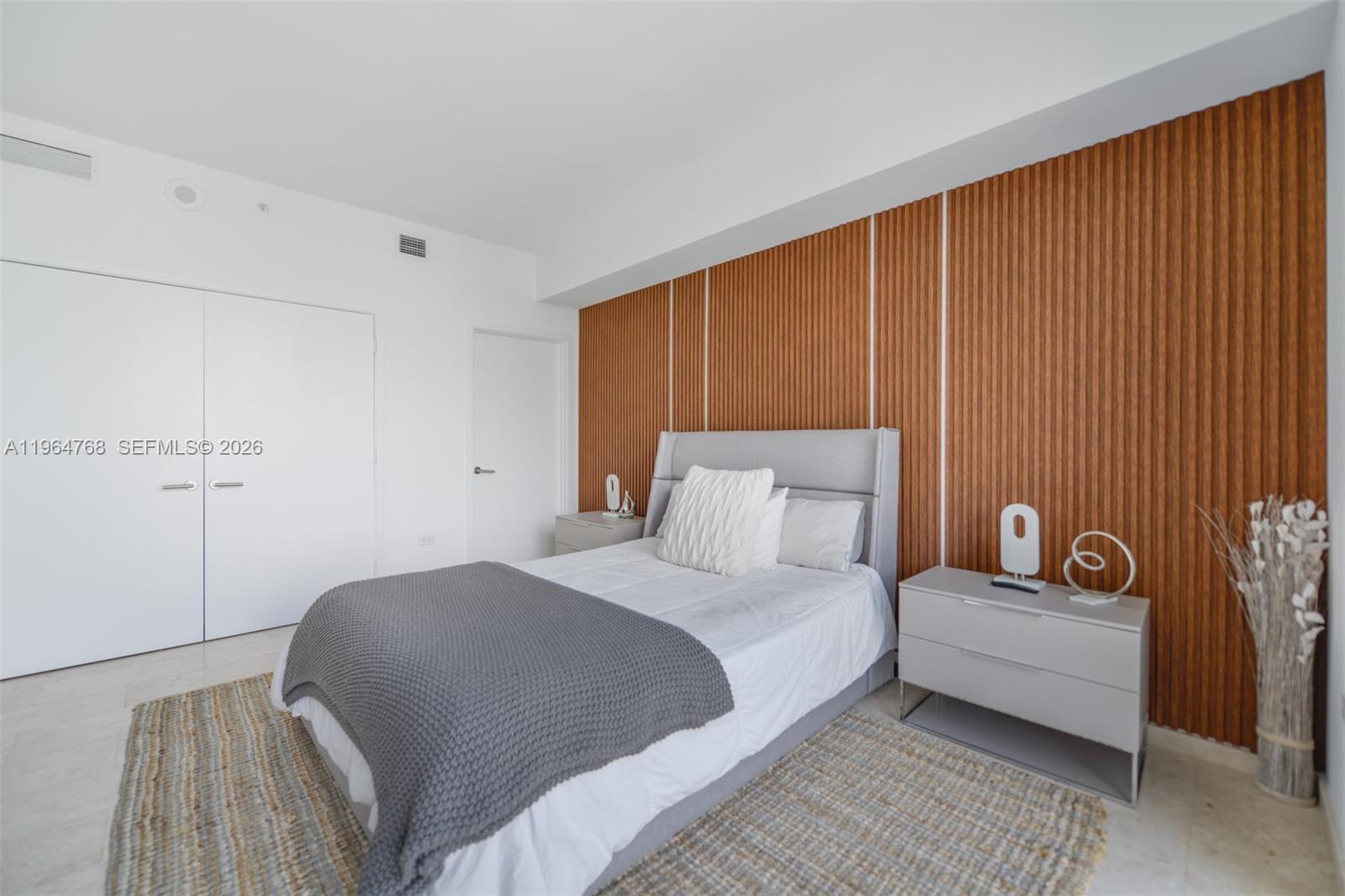 88 SW 7th Street 2204, Miami, FL 33130 photo 23