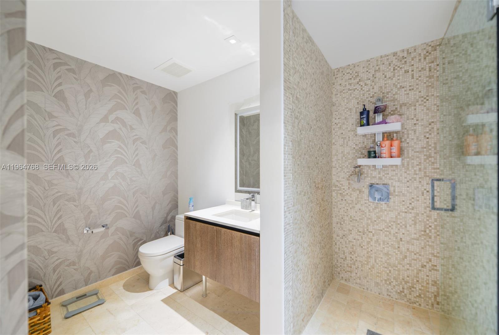 88 SW 7th Street 2204, Miami, FL 33130 photo 24