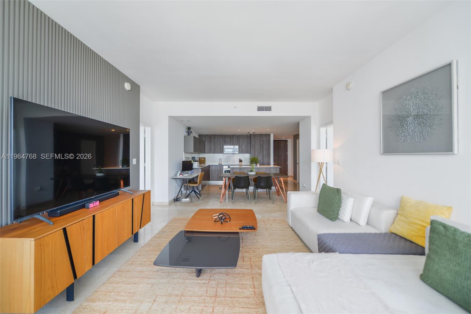 88 SW 7th Street 2204, Miami, FL 33130 photo 9
