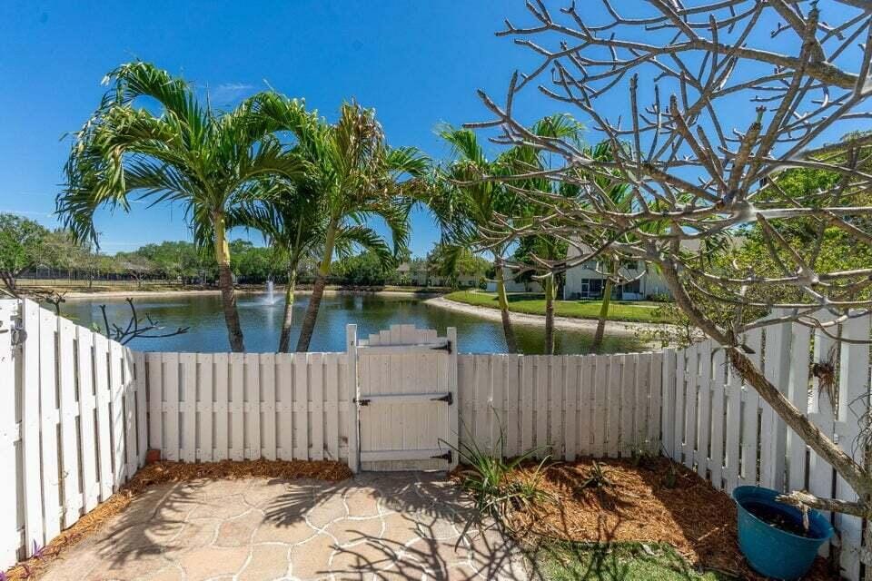 234 Foxtail Drive F, Greenacres, FL 33415 photo 26