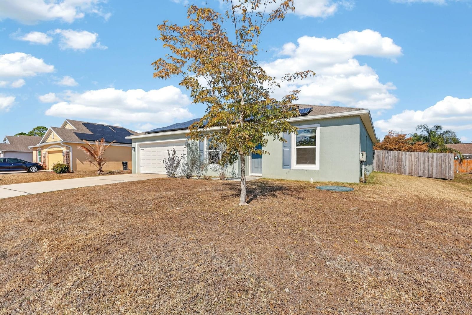 325 SW Ray Avenue — photo 4