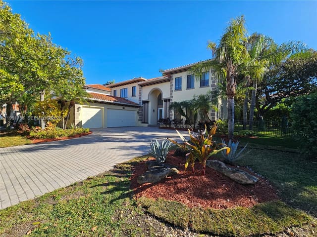 7996 SW 195th Street, sold in Cutler Cay, Cutler Bay, FL