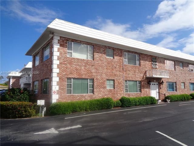 418 S Cypress Road 127, sold in Virginian Apartments, Pompano Beach, FL