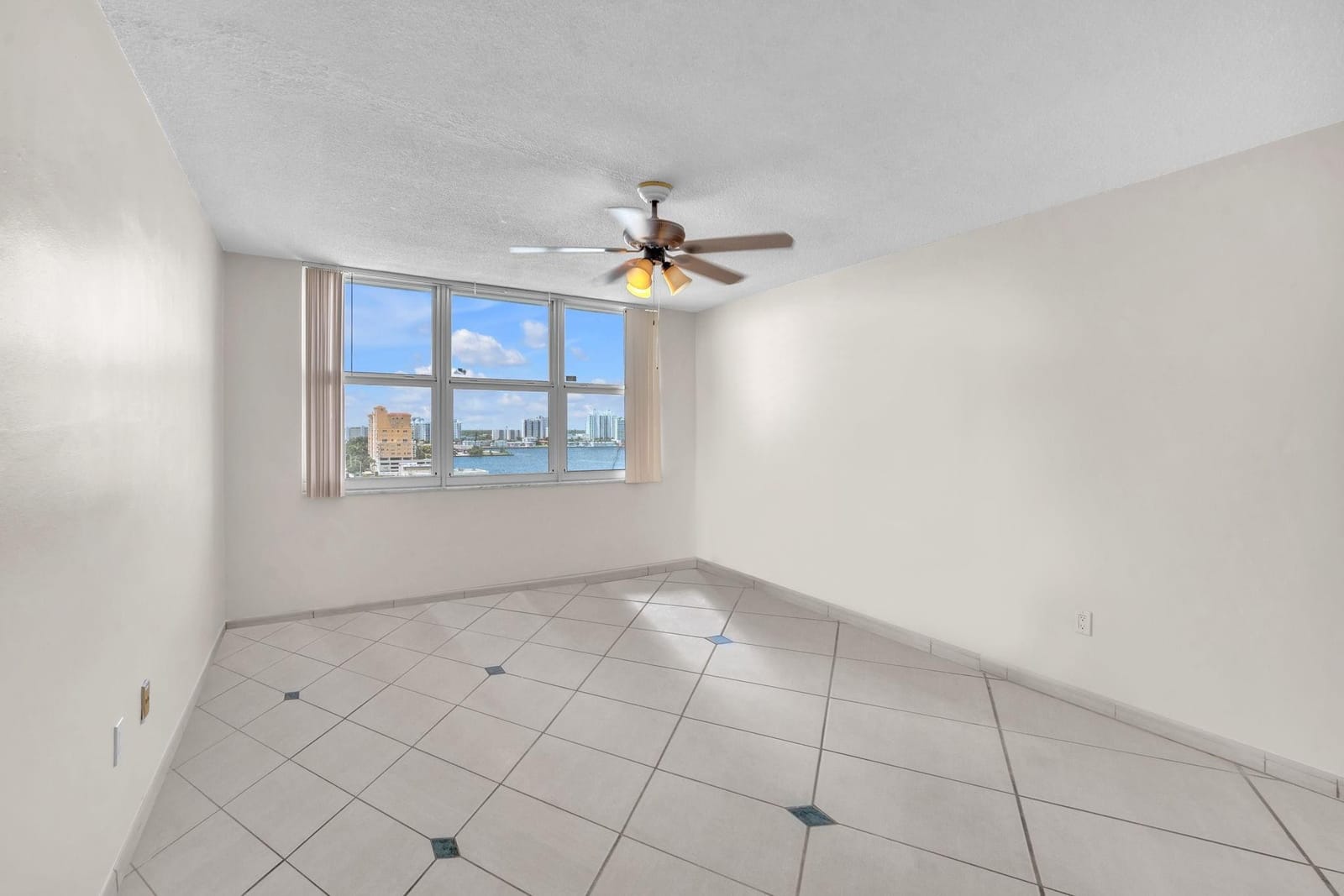 1865 79th Street Causeway 11-N — photo 11
