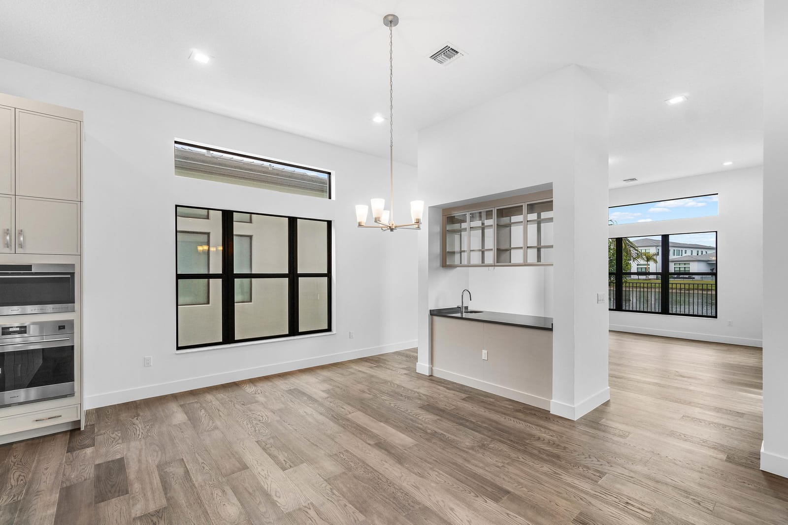 9491 Riverside Park Drive — photo 12