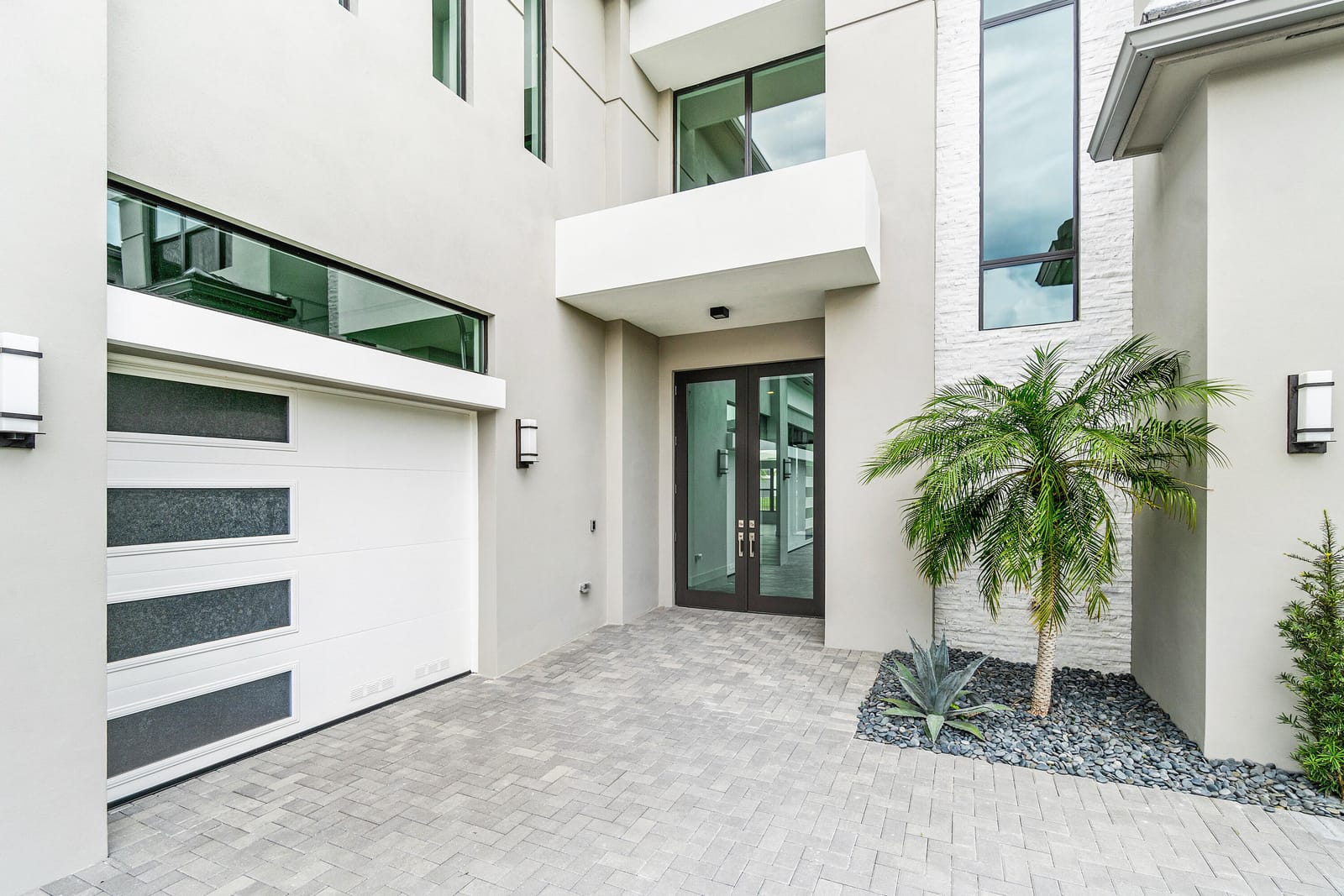 9491 Riverside Park Drive — photo 3