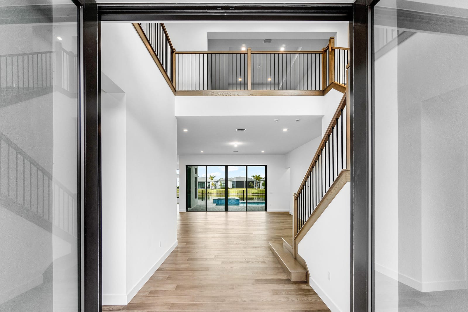 9491 Riverside Park Drive — photo 4
