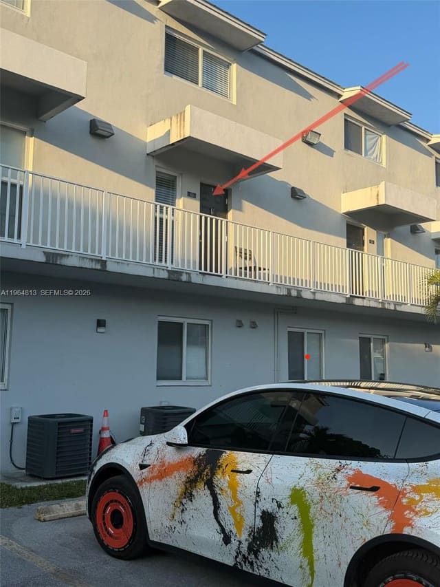 1955 NW 5th Place 13, Miami, FL 33136