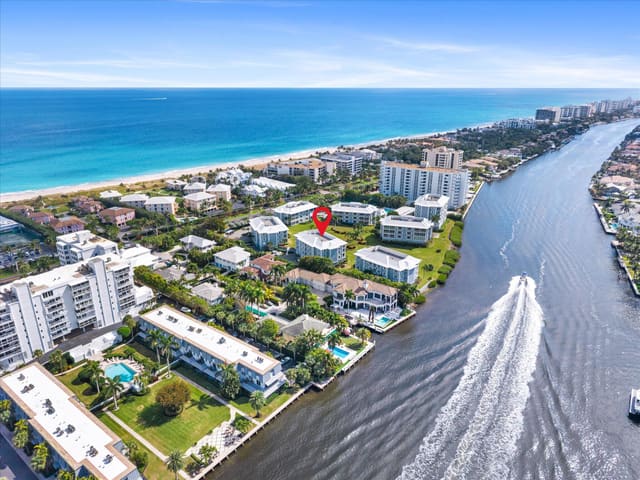 2150 S Ocean Boulevard 2f, sold in Bermuda High West, Delray Beach, FL