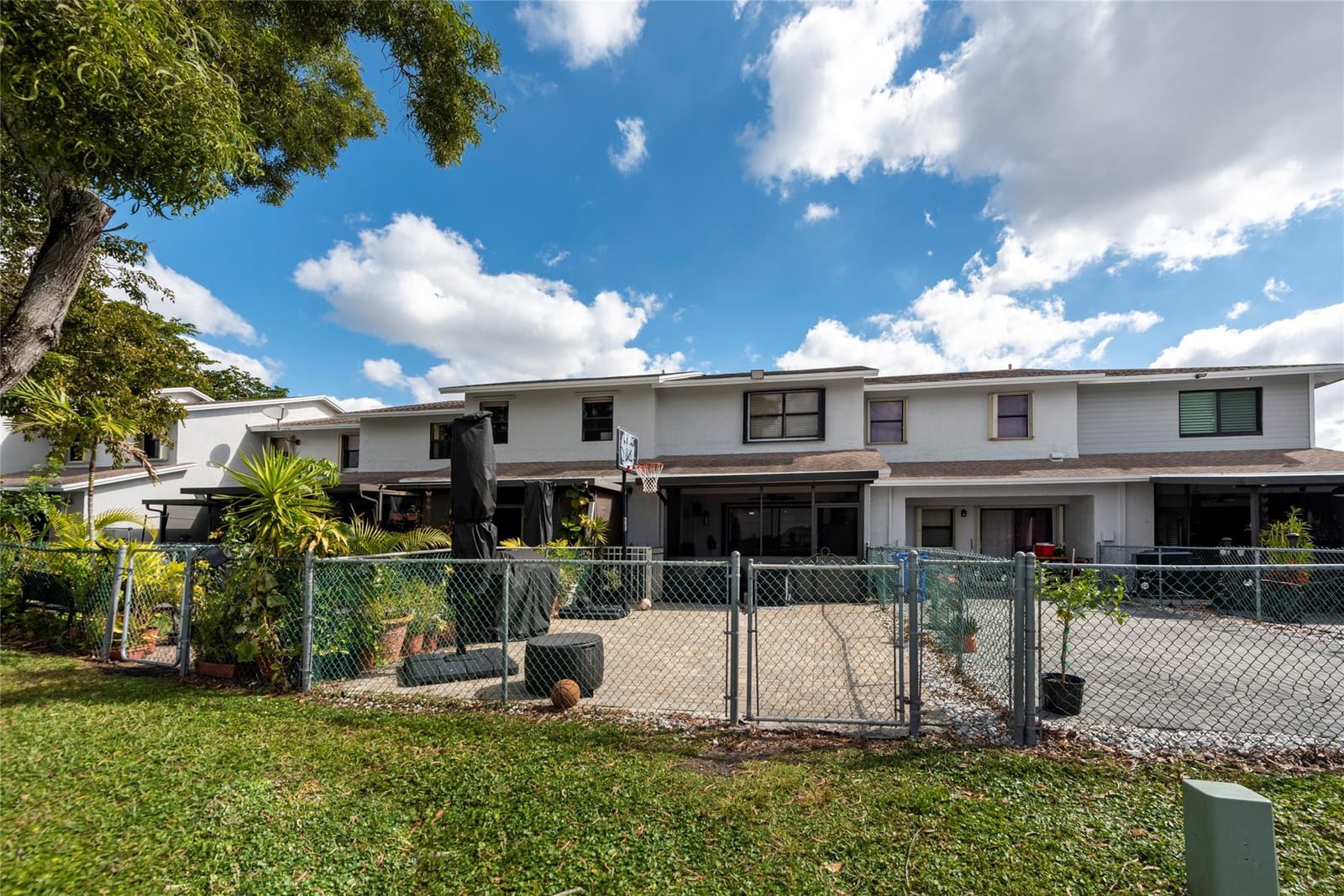 334 NW 103rd Terrace 334, Pembroke Pines, FL 33026 photo 26