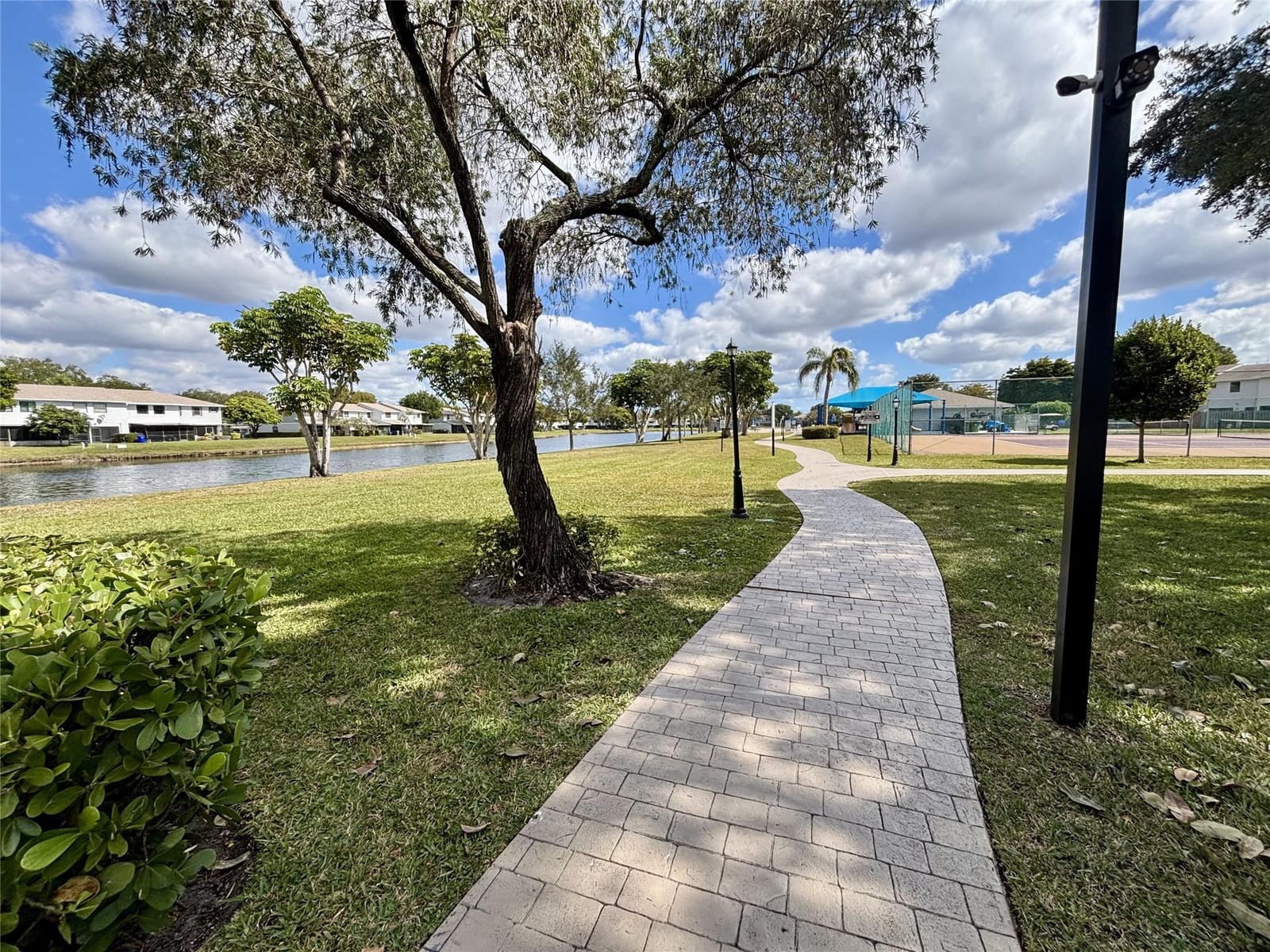 334 NW 103rd Terrace 334, Pembroke Pines, FL 33026 photo 30