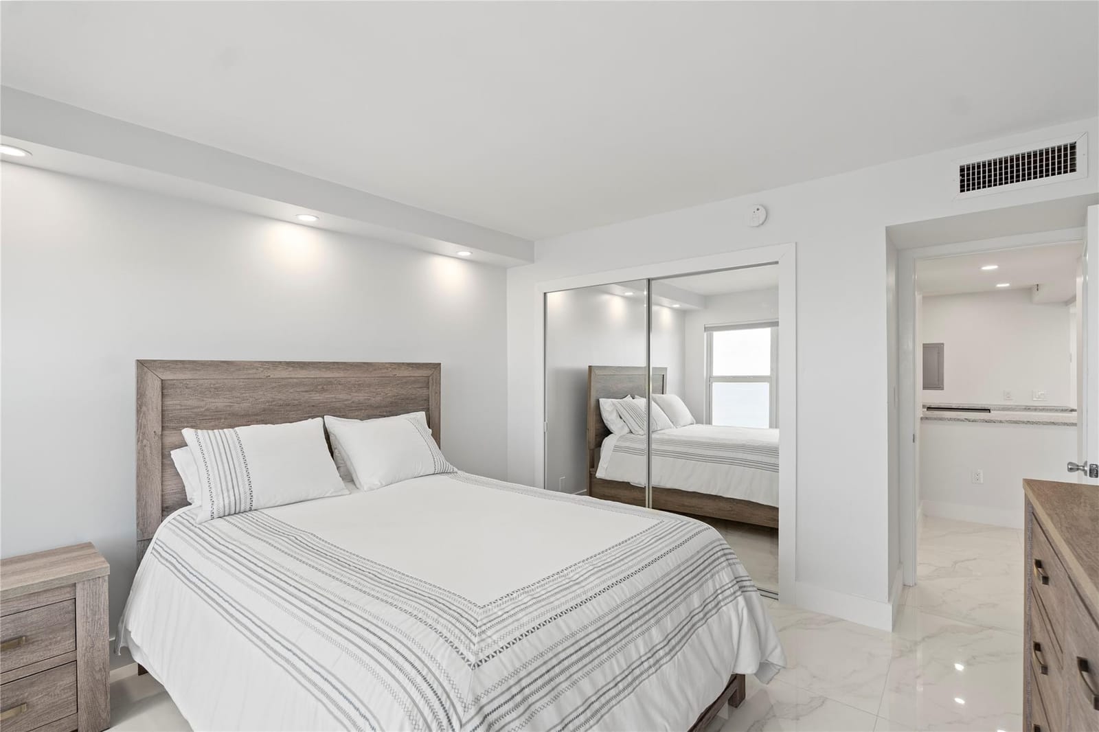 3500 Galt Ocean Drive 2615, Fort Lauderdale, FL 33308 photo 23