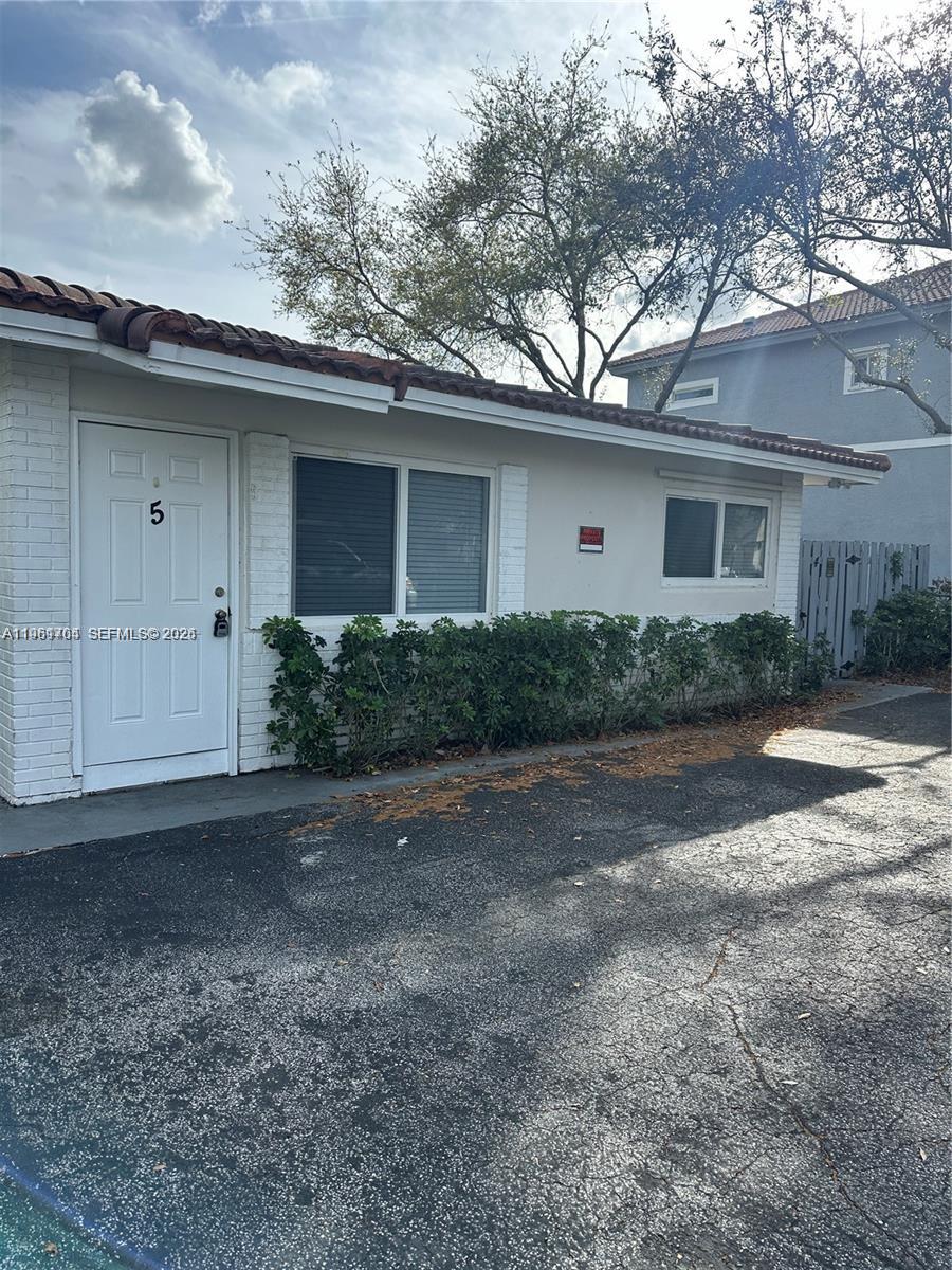 8704 NW 38th Drive, Coral Springs, FL 33065, Coral Springs