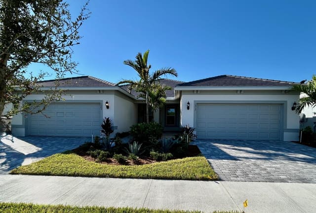 3811 Russell Court Villa 37, Vero Beach, FL 32960