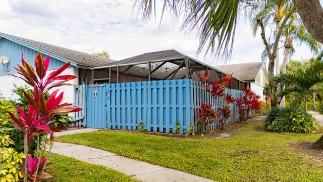 803 Timberlane Circle, sold in Timberlane, Greenacres, FL