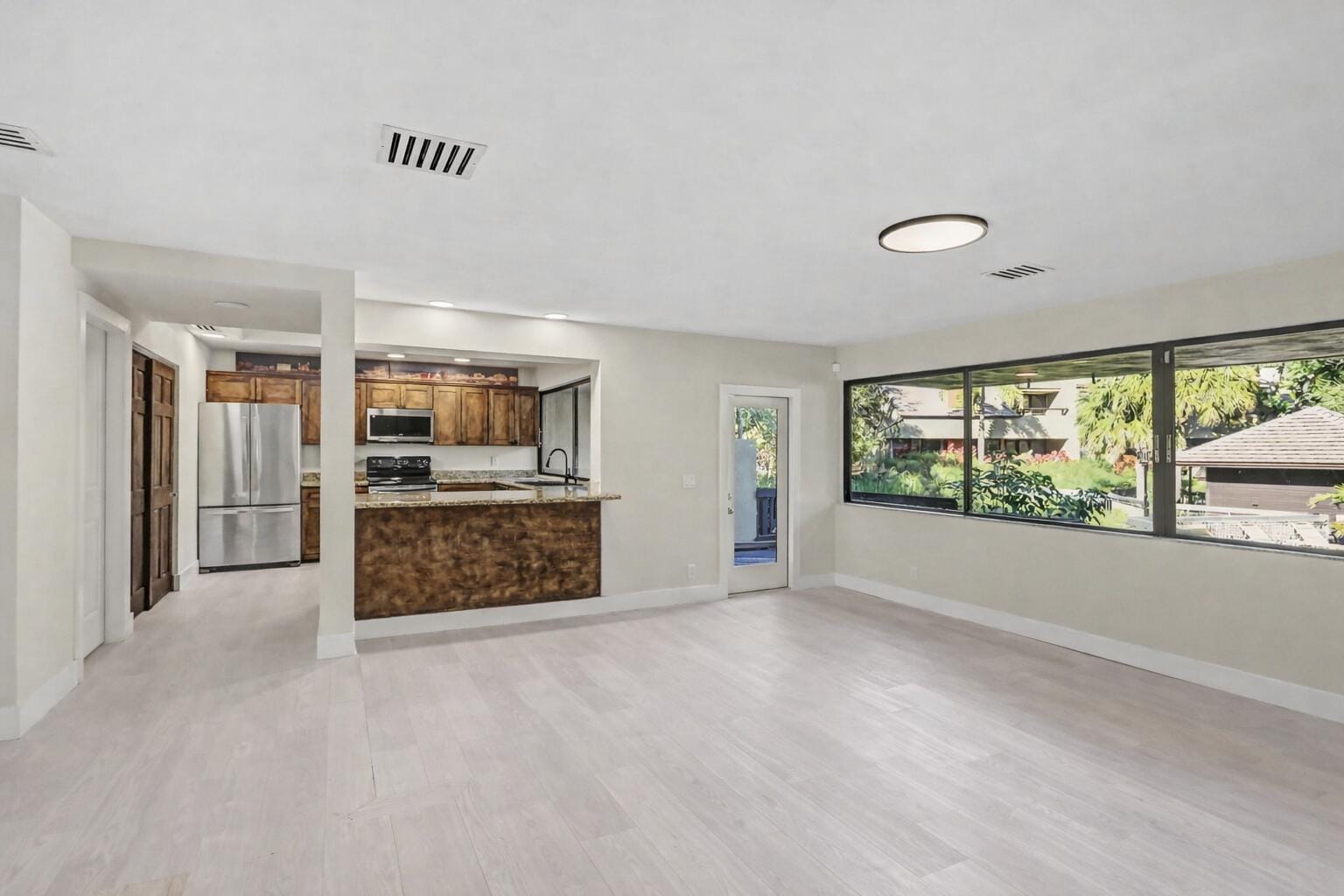 738 St Albans Drive, Boca Raton, FL 33486 photo 8