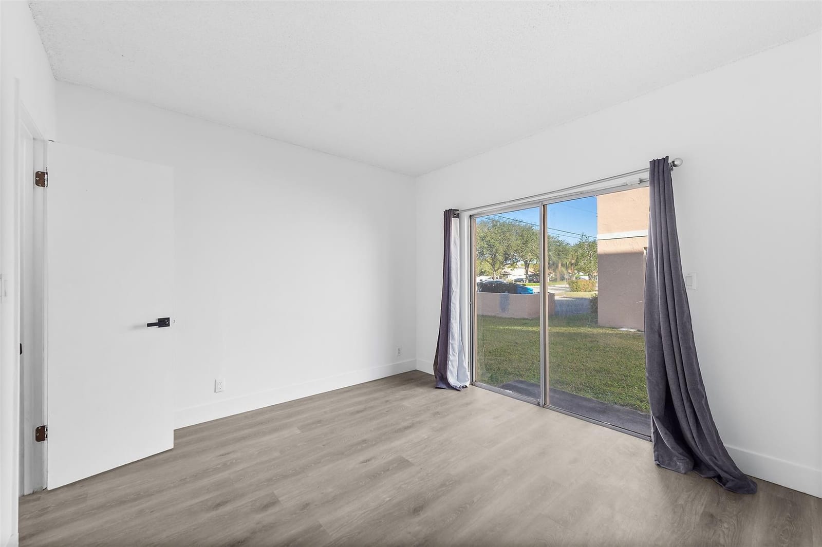 3951 Coral Springs Drive 21, Coral Springs, FL 33065 photo 13