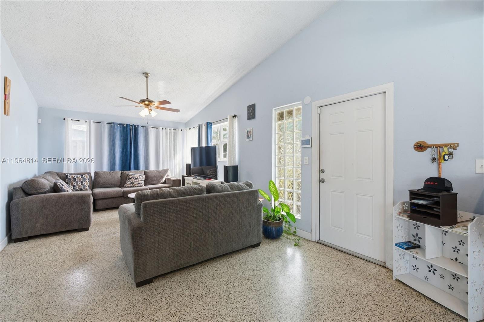 7121 Wilson Street, Hollywood, FL 33024 photo 4