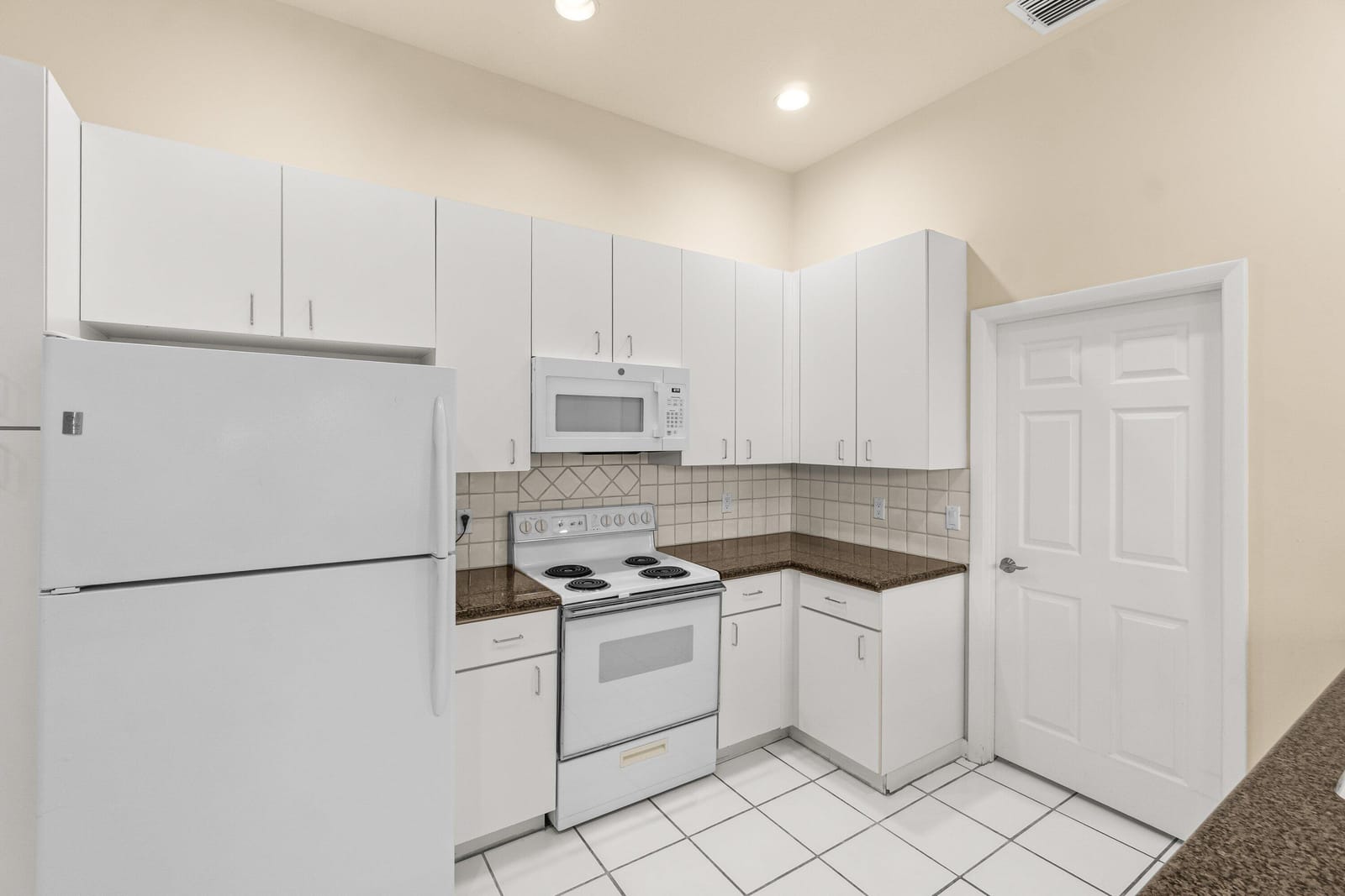 23298 Torre Circle — photo 11