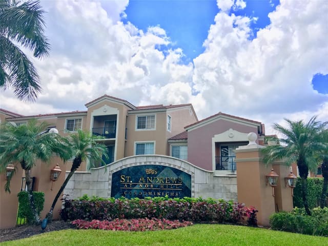 7950 N Nob Hill Road 203, Tamarac, FL 33321