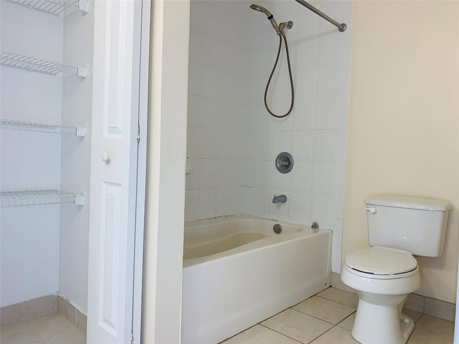 7950 N Nob Hill Road 203, Tamarac, FL 33321 photo 13