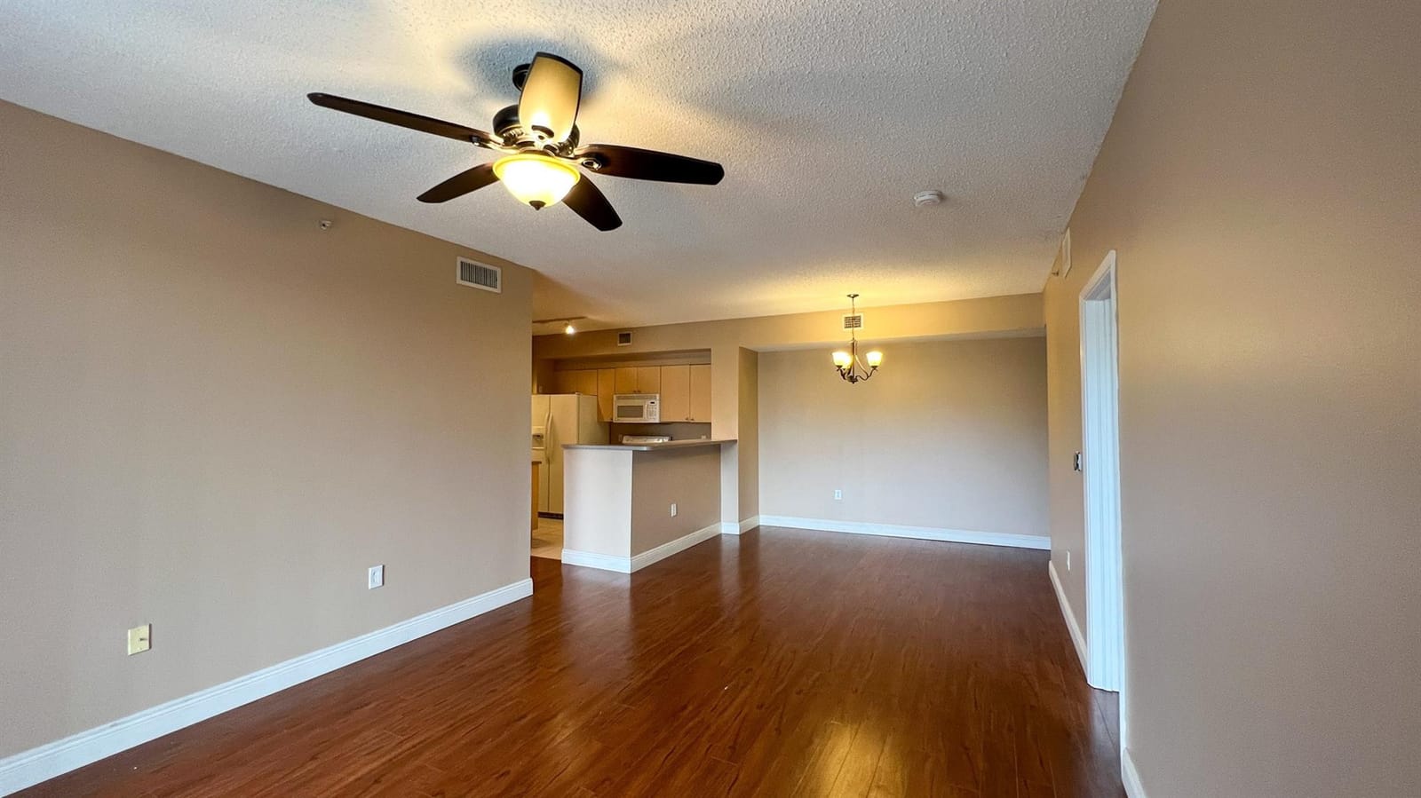 7950 N Nob Hill Road 203 — photo 4