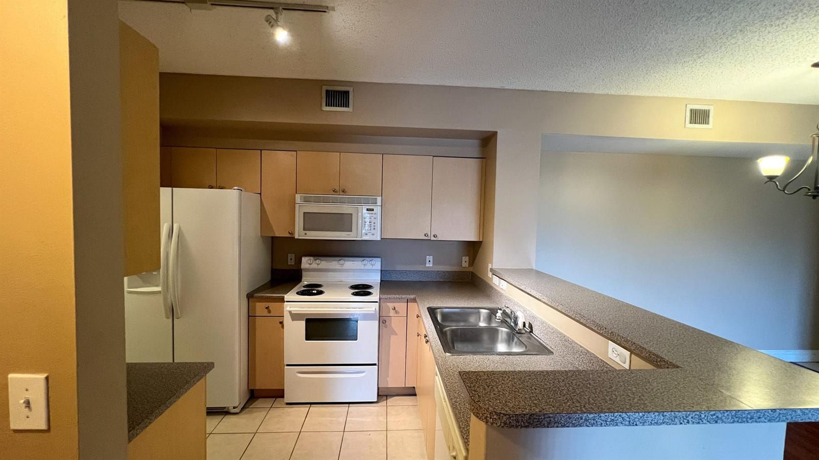 7950 N Nob Hill Road 203 — photo 7