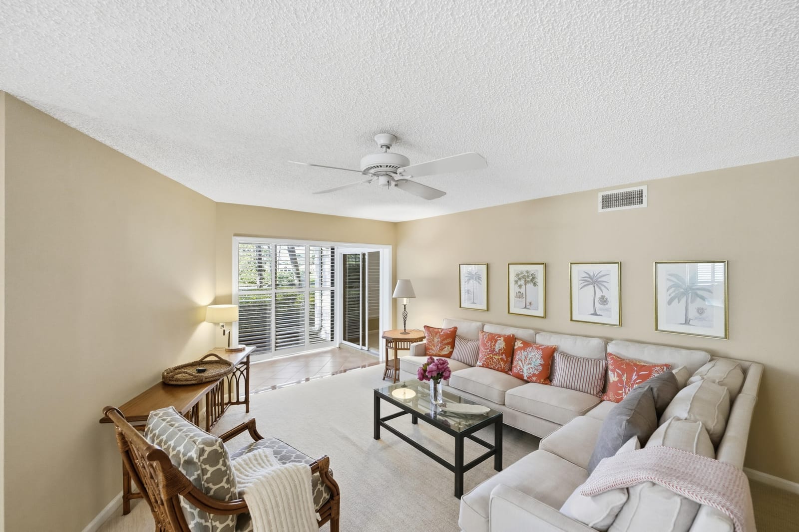 6404 SE Brandywine Court 104, Stuart, FL 34997 photo 3