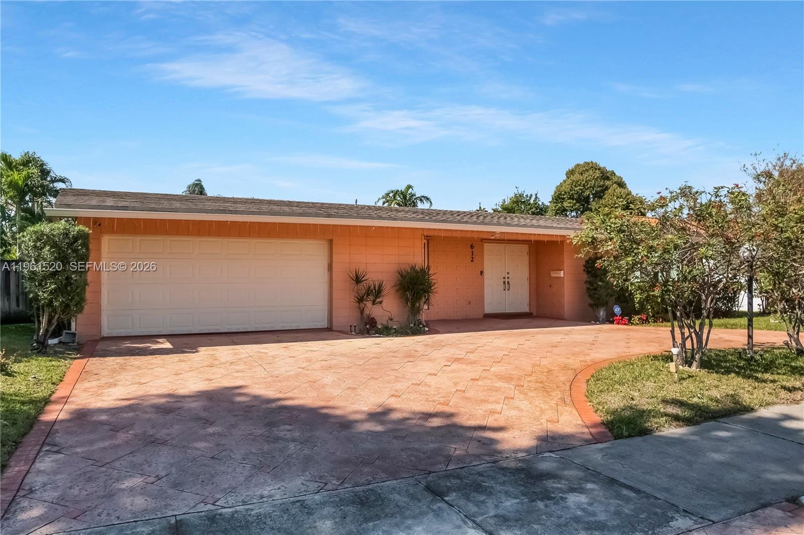 612 N 46th Avenue, Hollywood, FL 33021 photo 2