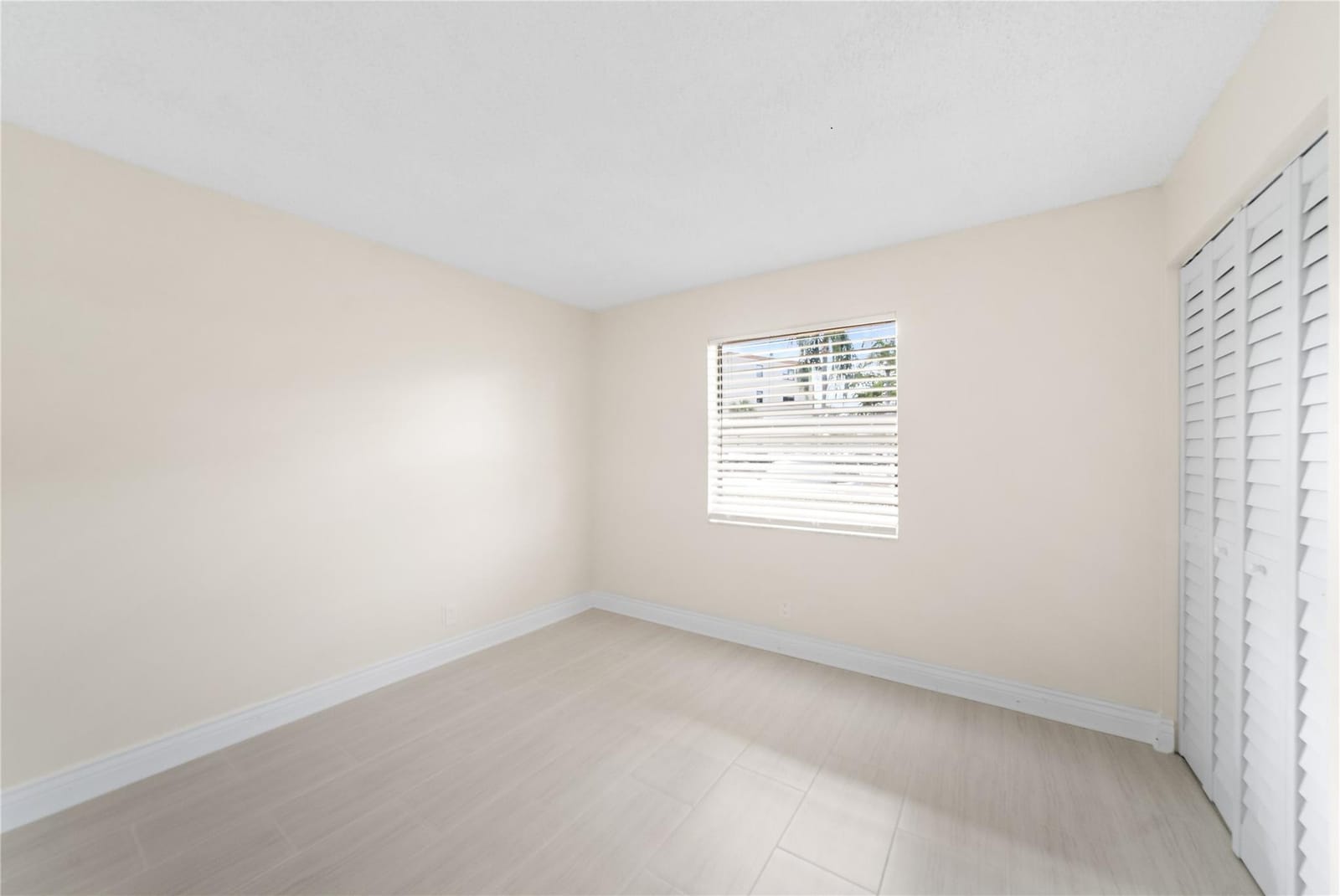9355 SW 8th Street 110, Boca Raton, FL 33428 photo 17