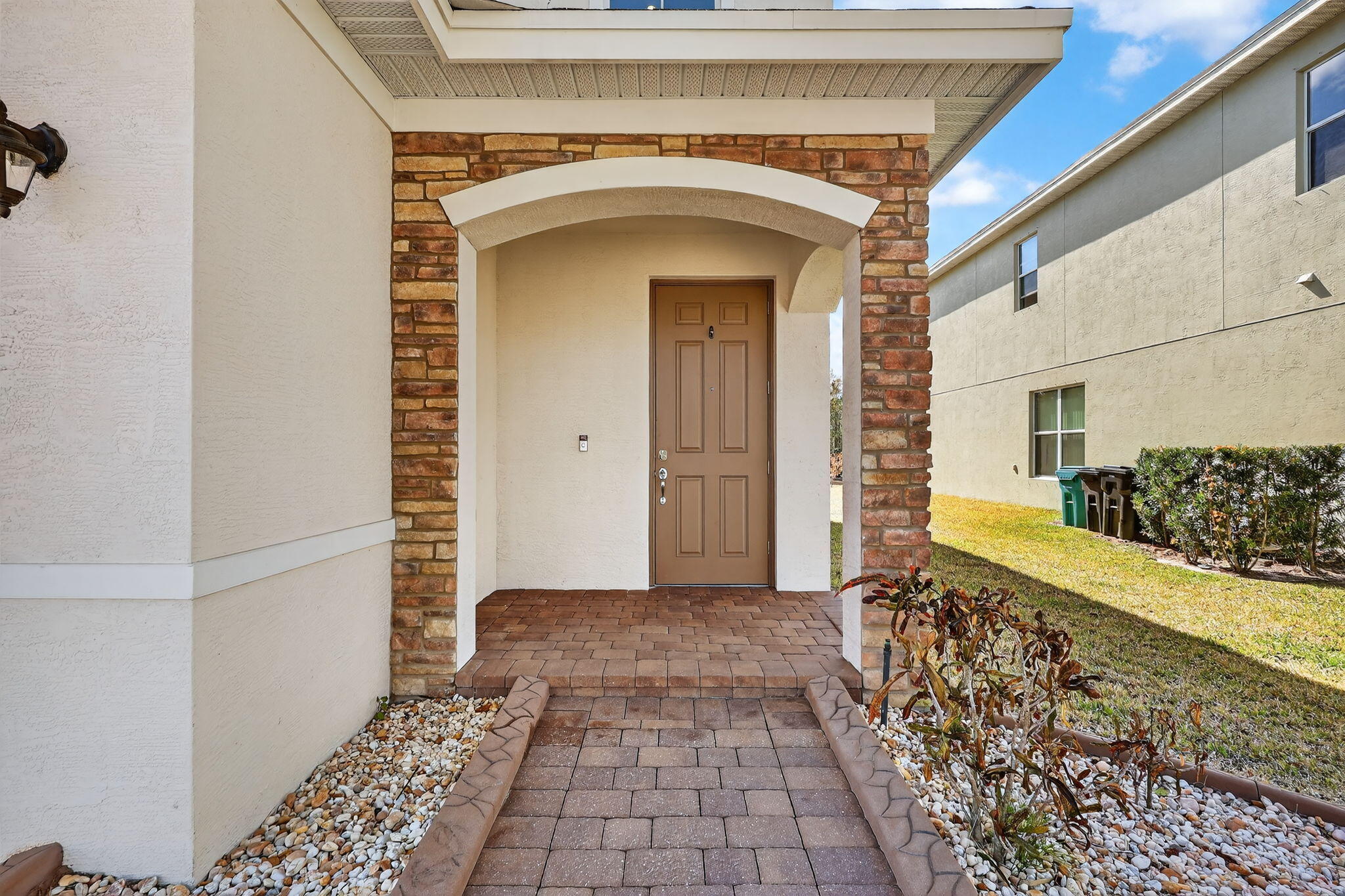 1609 NW Cataluna Cir Circle — photo 4
