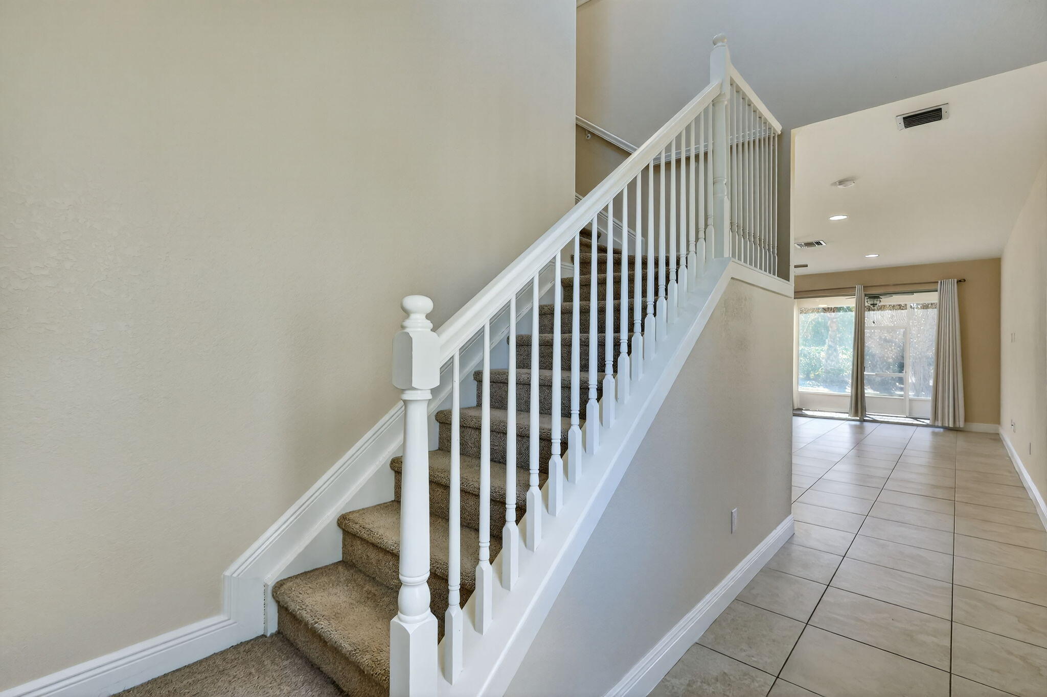 1609 NW Cataluna Cir Circle — photo 6