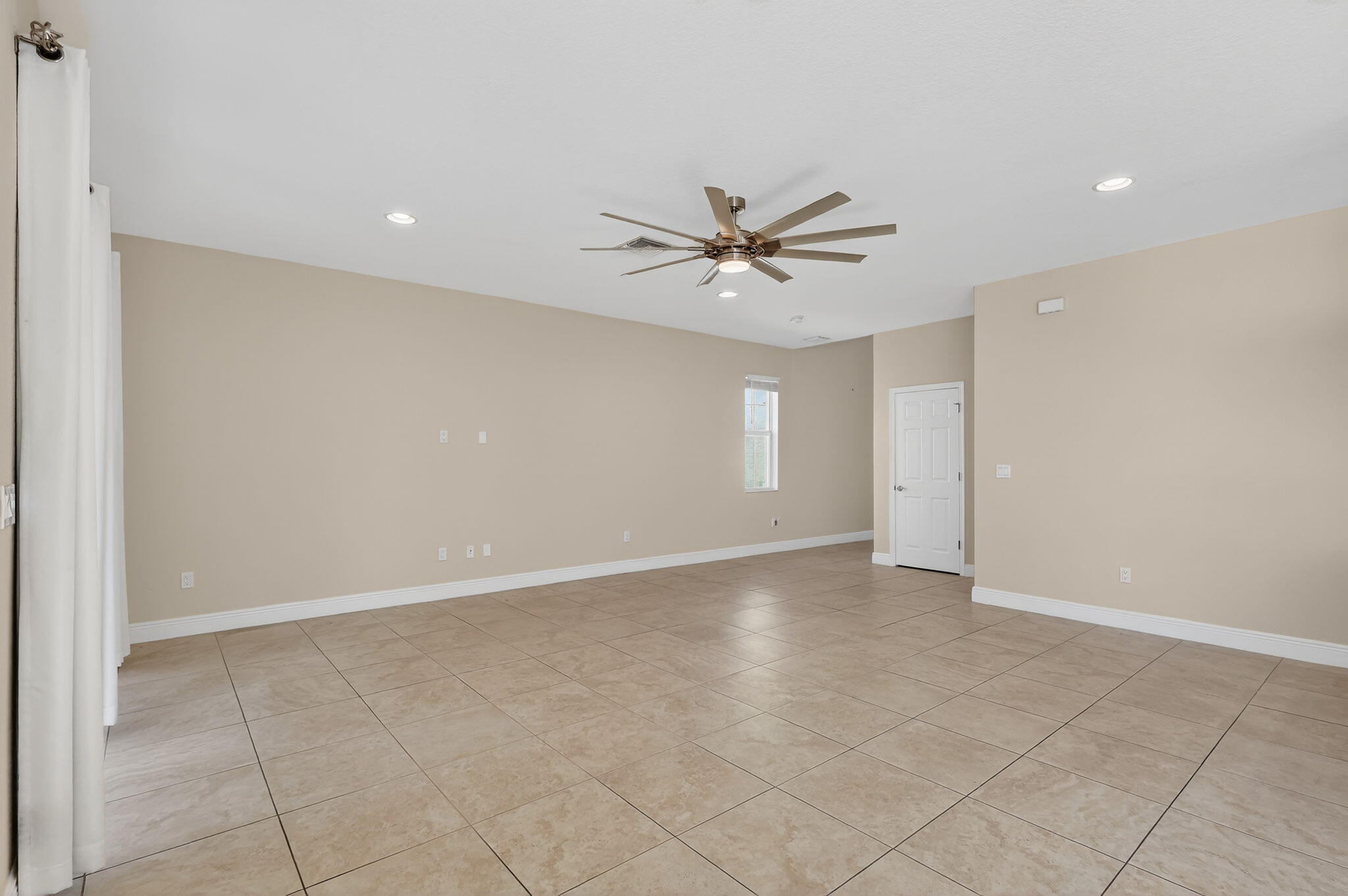 1609 NW Cataluna Cir Circle — photo 10