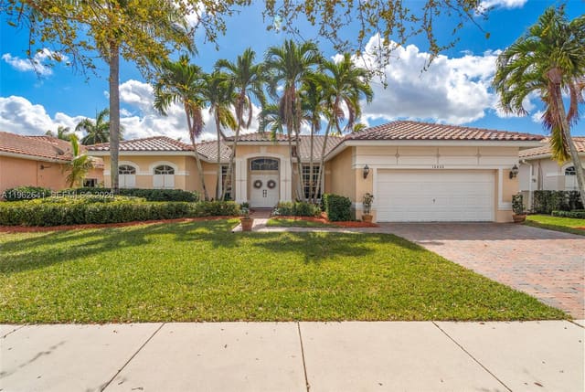 16400 NW 15th Street, Pembroke Pines, FL 33028