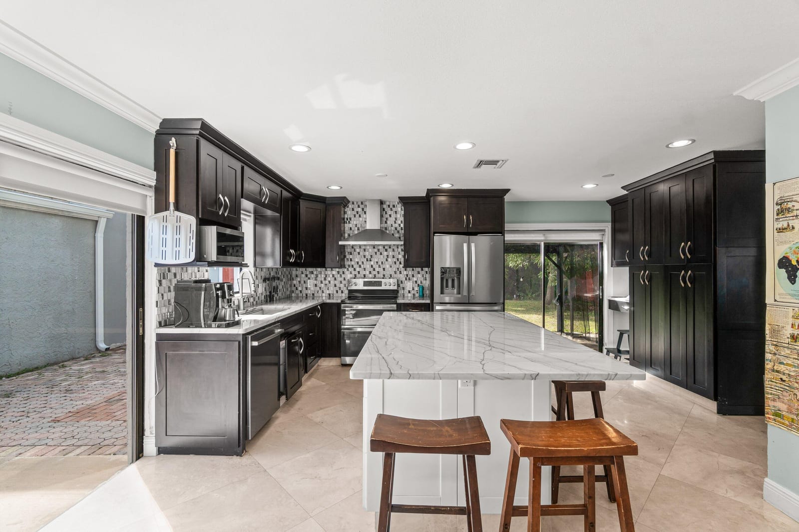 22251 Sands Point Drive — photo 11