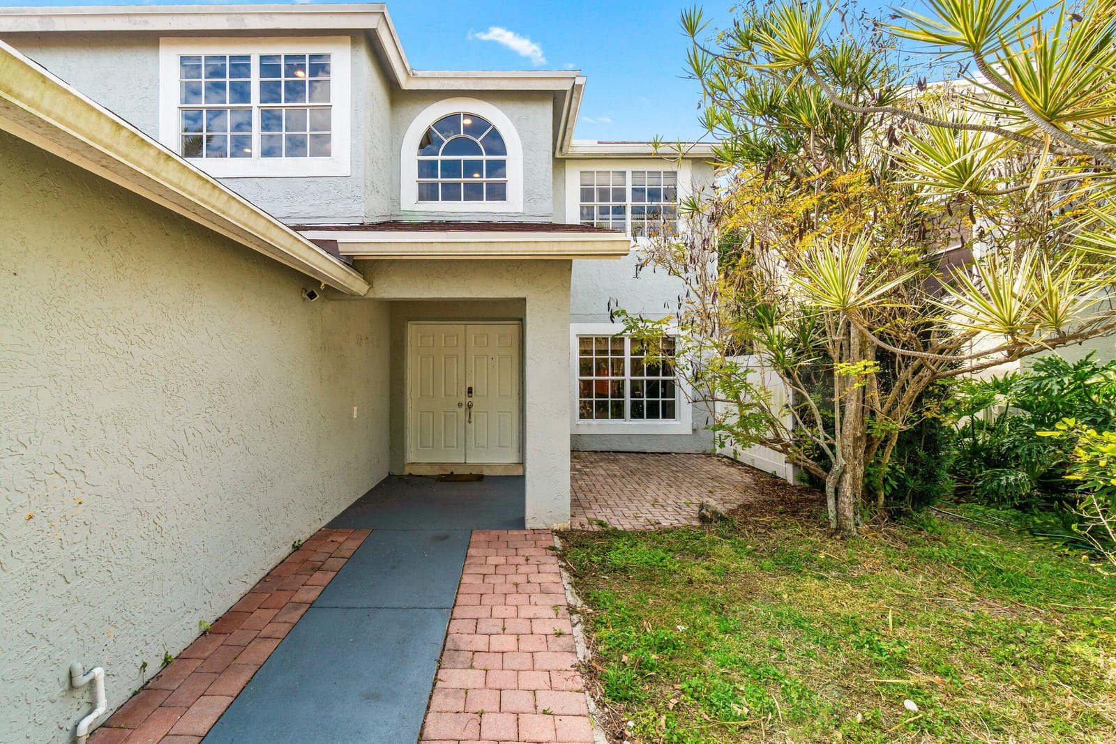 22251 Sands Point Drive — photo 3