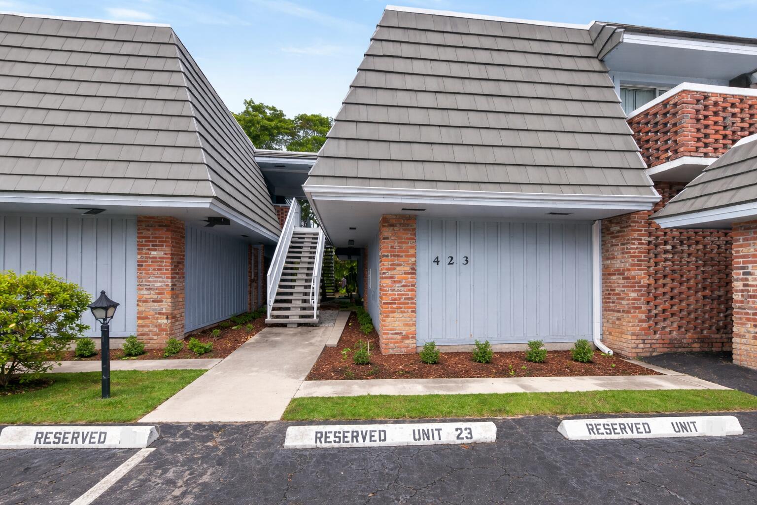 423 Pine Tree Court 23, Atlantis, FL 33462, Atlantis