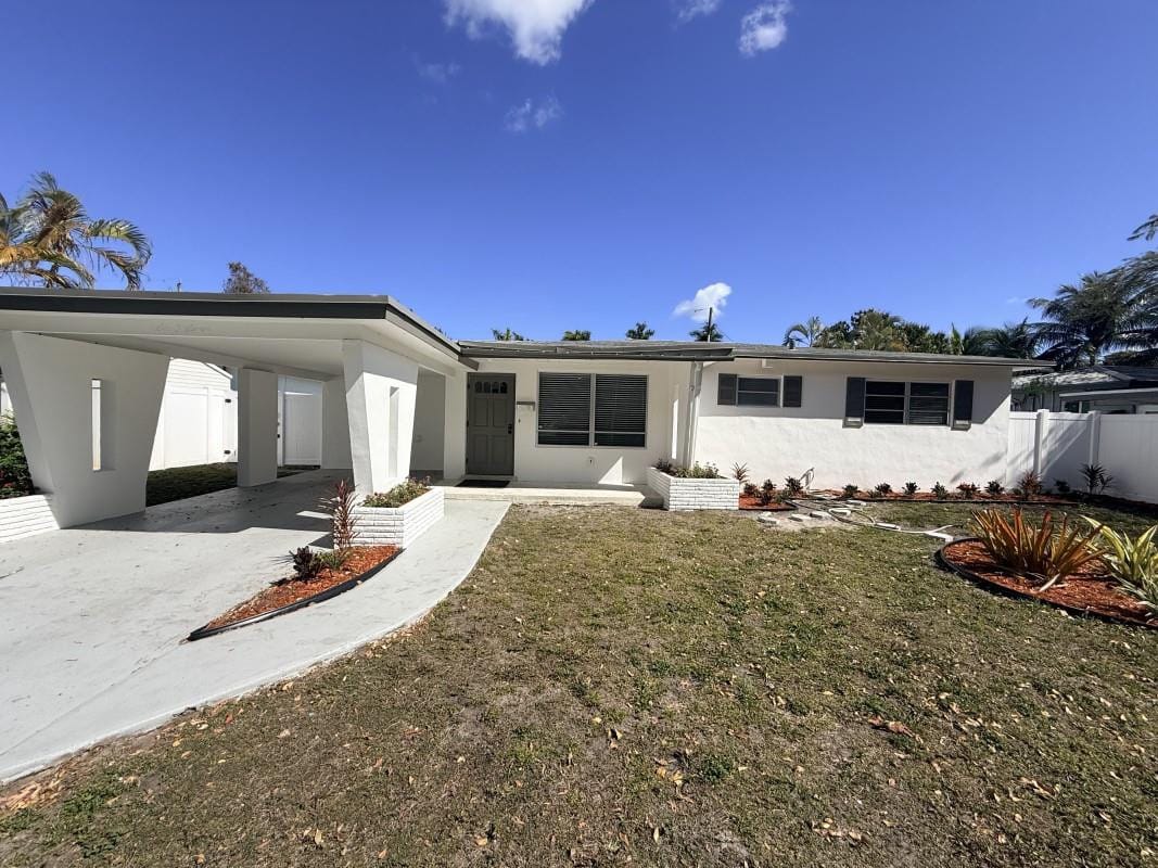 607 N Golf Drive — photo 2