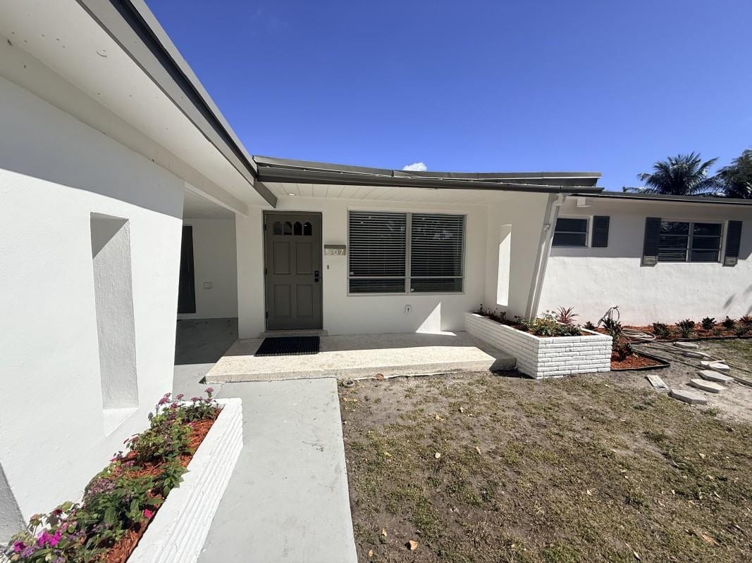 607 N Golf Drive — photo 4
