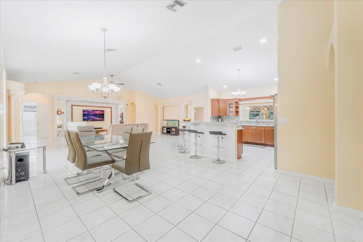 4001 Avocado Boulevard, West Palm Beach, FL 33411 photo 14