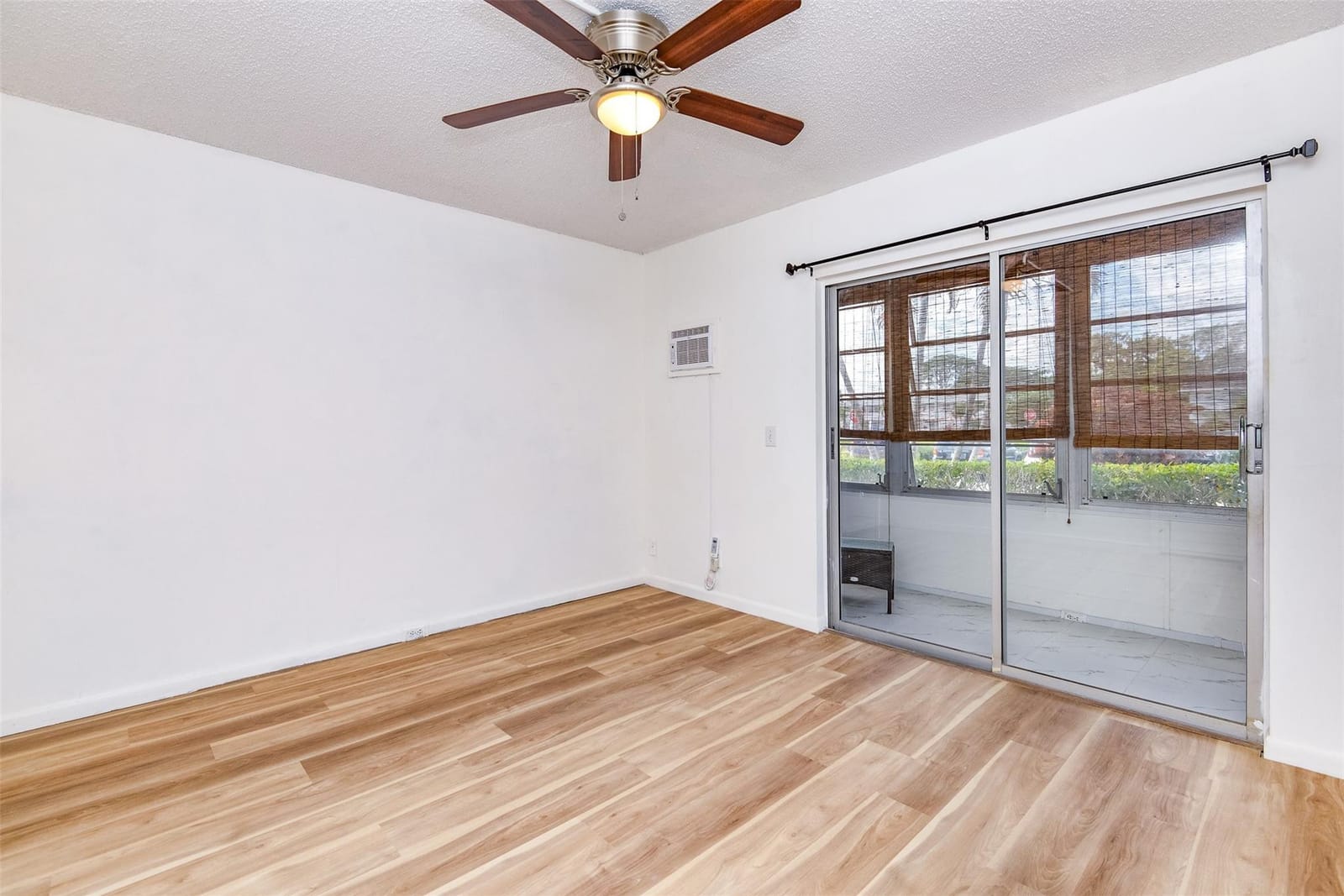167 Lyndhurst L 167, Deerfield Beach, FL 33442 photo 14