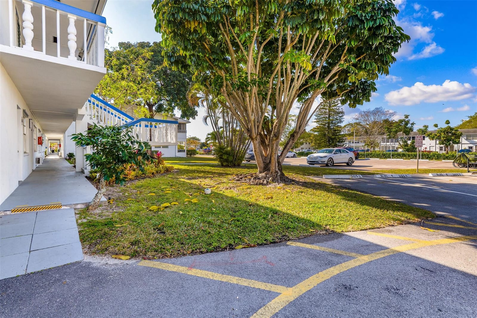 167 Lyndhurst L 167, Deerfield Beach, FL 33442 photo 28