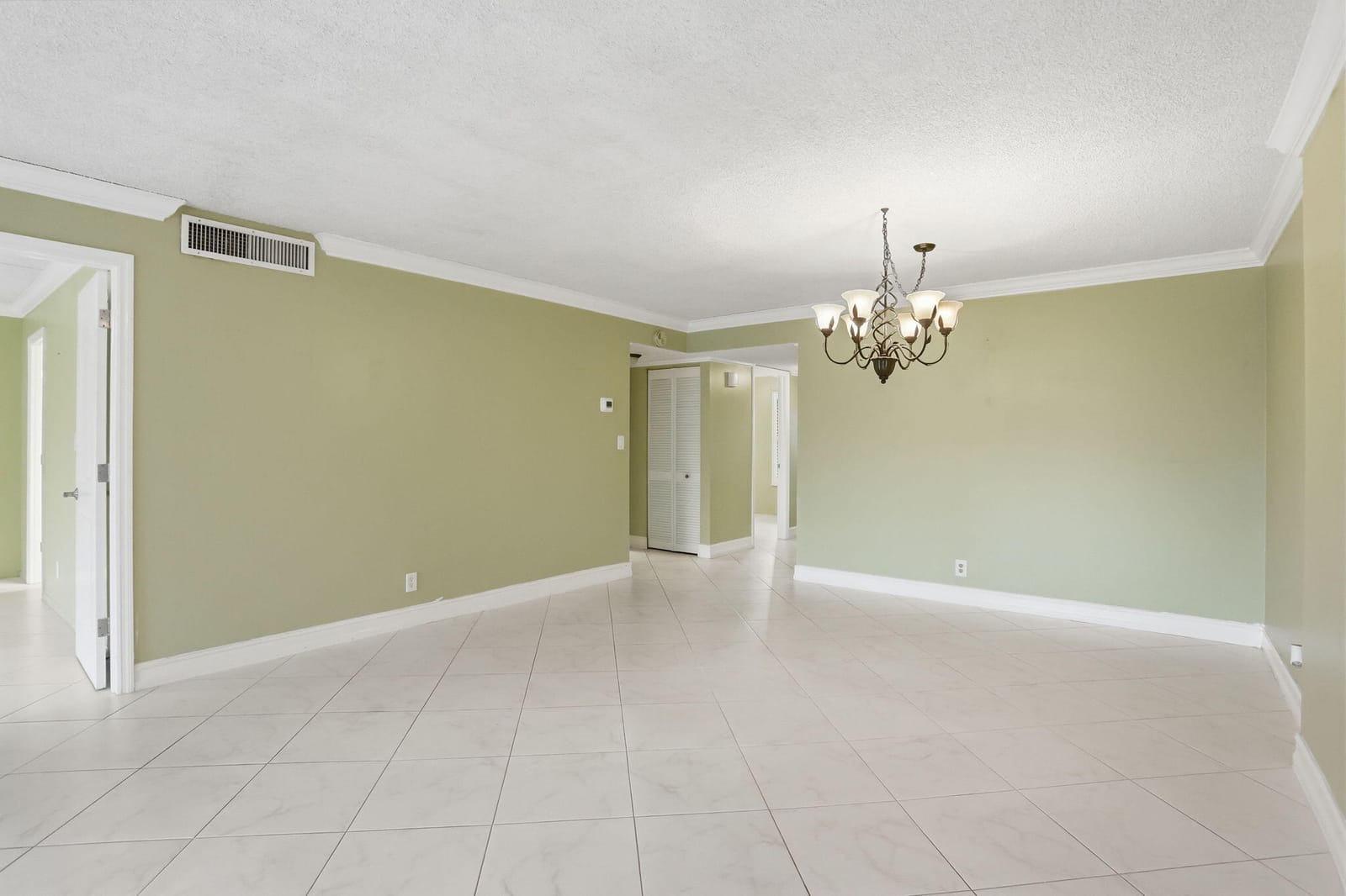 1629 Riverview Road 117, Deerfield Beach, FL 33441 photo 17