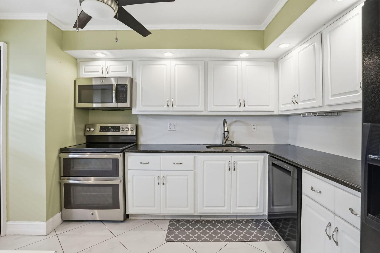 1629 Riverview Road 117, Deerfield Beach, FL 33441 photo 3