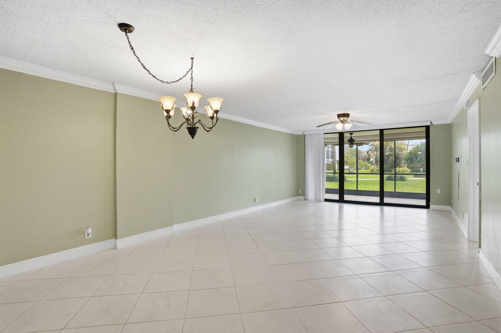 1629 Riverview Road 117, Deerfield Beach, FL 33441 photo 4
