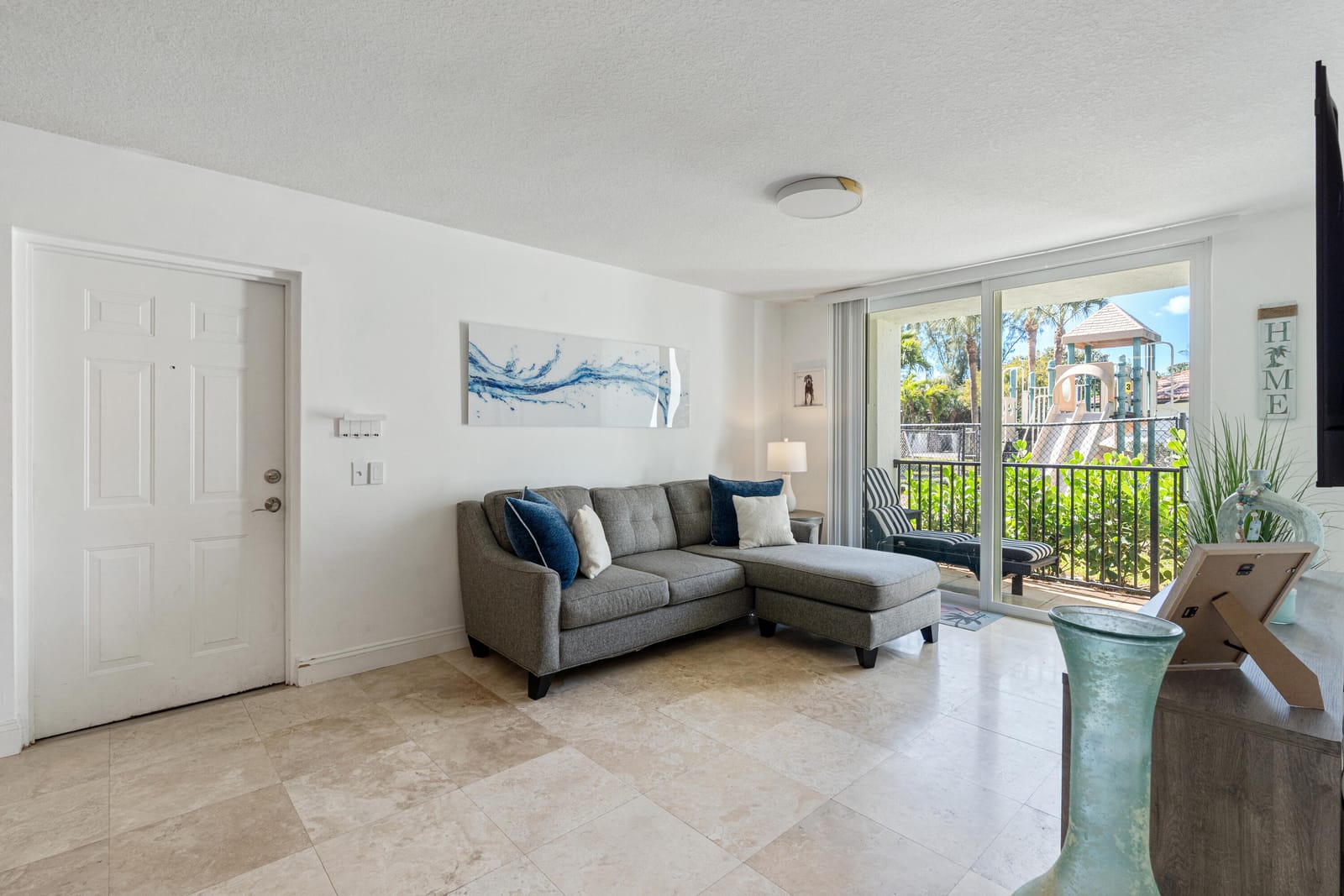 1205 Villa Circle 1205, Boynton Beach, FL 33435 photo 4