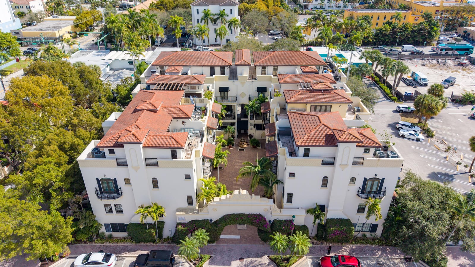 65 NE 4th Avenue J, Delray Beach, FL 33483