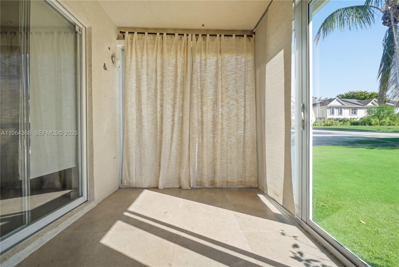 2 Simonton Circle — photo 11